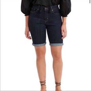 NWT Levi's Denim Bermuda Shorts Size 0/W25